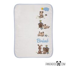 Kutyacsalád babatakaró névvel (több színben)