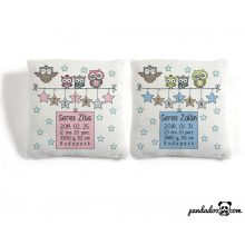 Csillagos baglyos párna névvel és születési adatokkal (több színben)