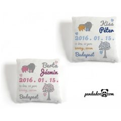   Elefántok párna névvel és születési adatokkal (több színben)