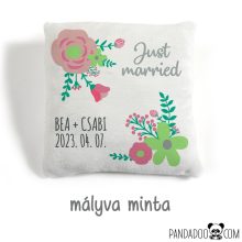 Esküvői ajándék párna - just married, nevekkel, dátummal