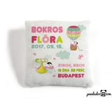 Flamingós párna névvel, születési adatokkal, több színben