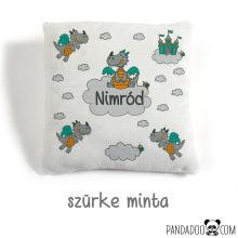 Sárkányos párna névvel (több színben)