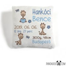 Zsiráfos párna születési adatokkal, több színben